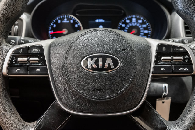 Used 2020 Kia Sorento AWD V6 image 14