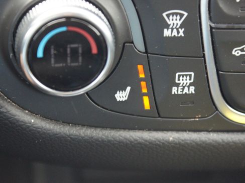 Certified 2024 Chevrolet Equinox LT FWD image 7