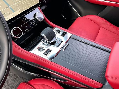 Used 2025 Jaguar F-PACE R-Dynamic S image 16