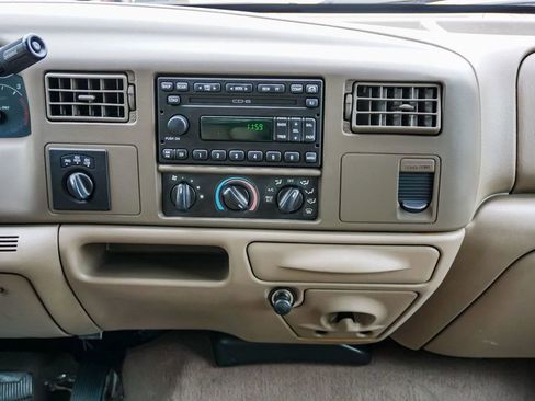 Used 2001 Ford F350 4x4 Crew Cab DRW Super Duty image 39