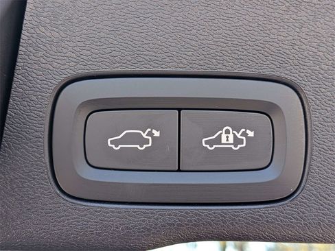 New 2026 Volvo XC60 B5 Plus w/ Protection Package Premier image 14