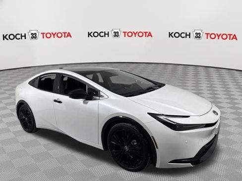 New 2026 Toyota Prius Plug-In Hybrid image 8