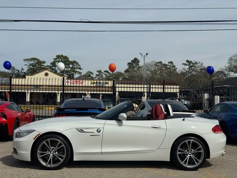 Used 2014 BMW Z4 sDrive35i image 10