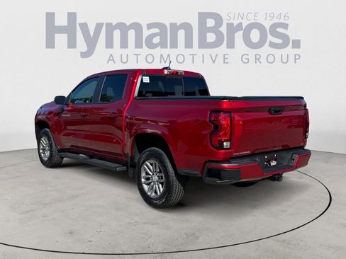 Used 2024 Chevrolet Colorado LT w/ LT Convenience Package II RWD image 5