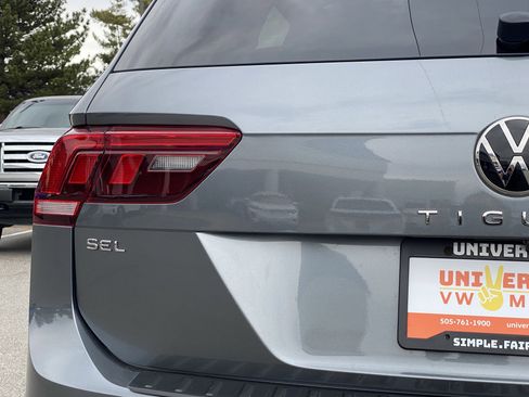 Used 2023 Volkswagen Tiguan SEL R-Line image 19