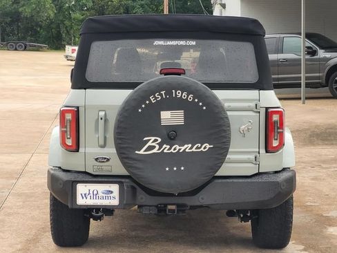 Used 2022 Ford Bronco Outer Banks AWD/4WD image 4