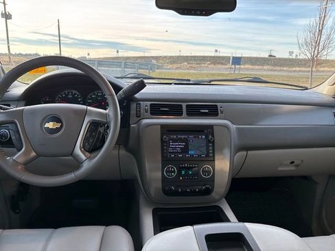 Used 2010 Chevrolet Tahoe LT w/ Luxury Package image 12