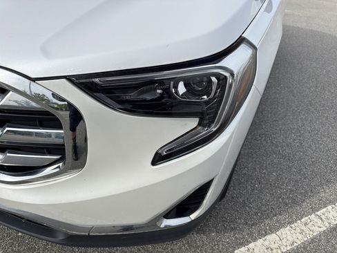 Used 2020 GMC Terrain SLT w/ Preferred Package image 5