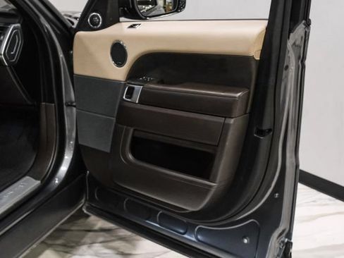 Used 2019 Land Rover Range Rover Sport HSE AWD/4WD image 42