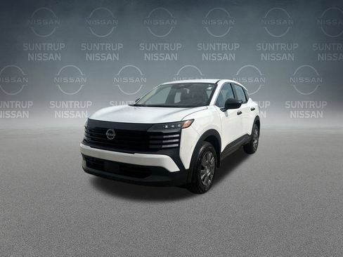 Used 2025 Nissan Kicks S FWD image 31