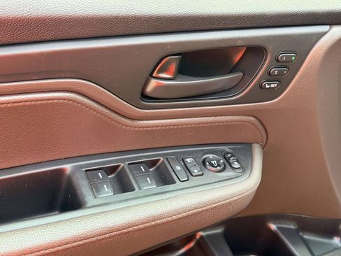 Used 2019 Honda Odyssey EX-L image 19