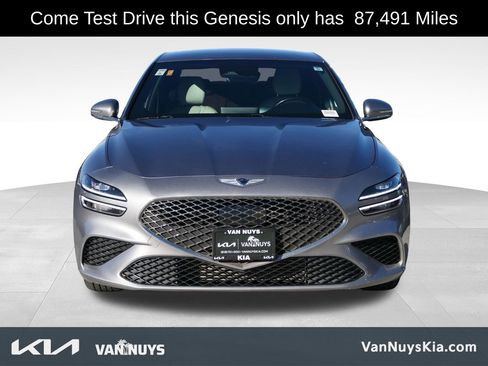 Used 2022 Genesis G70 2.0T image 8