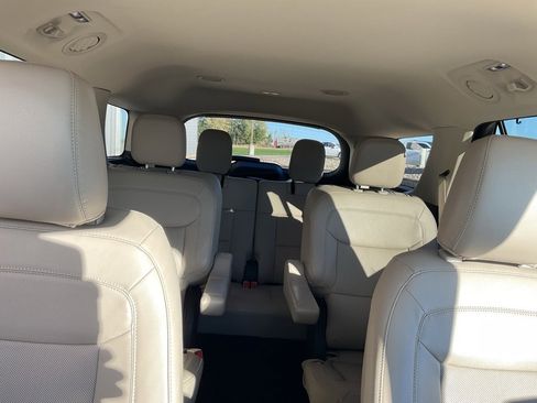 Used 2023 Ford Explorer Limited w/ Equipment Group 301A image 20