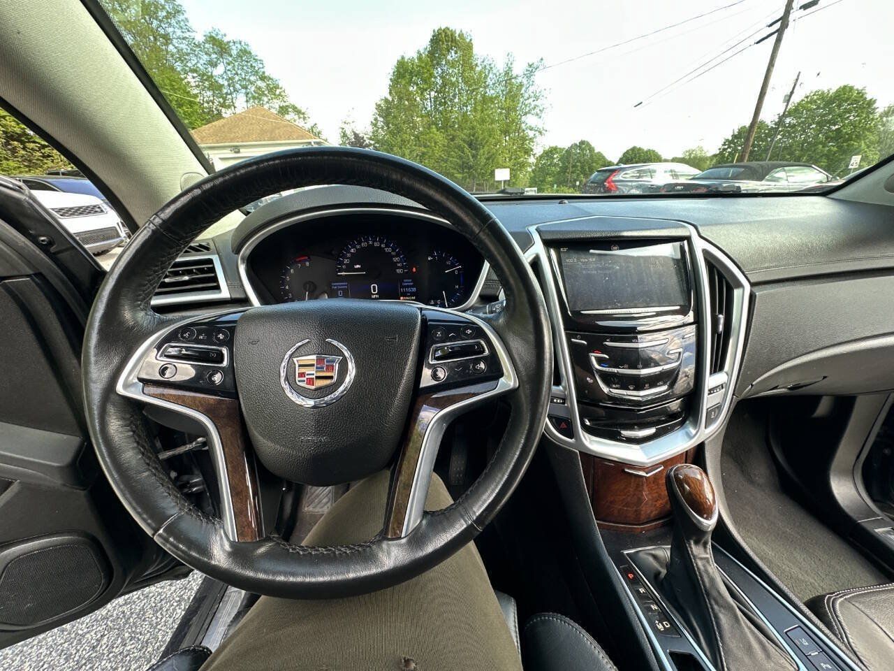 Used 2014 Cadillac SRX Luxury w/ Driver Awareness Package AWD/4WD image 17