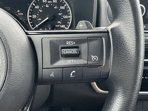 Certified 2021 Nissan Rogue S image 39