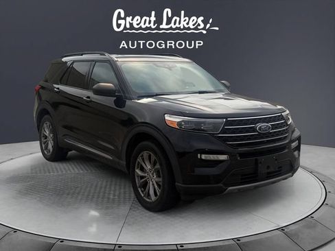 Used 2020 Ford Explorer XLT w/ Equipment Group 202A AWD/4WD image 7