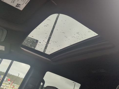 Used 2024 GMC Sierra 1500 Denali w/ Technology Package image 25