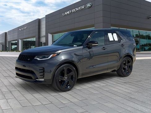 Used 2025 Land Rover Discovery Dynamic SE AWD/4WD image 1