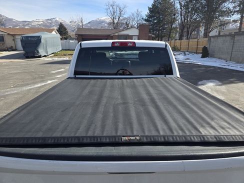 Used 2016 RAM 1500 ST w/ SXT Appearance Group image 5