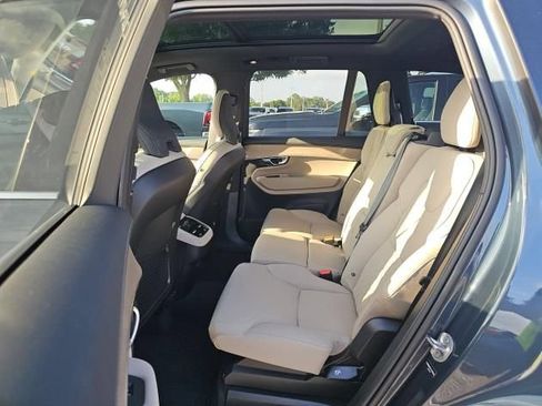 Used 2026 Volvo XC90 B6 Plus AWD/4WD image 5