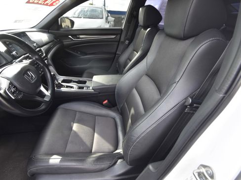 Used 2019 Honda Accord Sport image 7