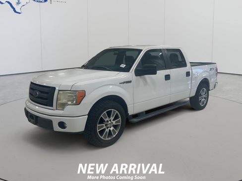 Used 2014 Ford F150 STX w/ Equipment Group 201A Mid RWD image 1