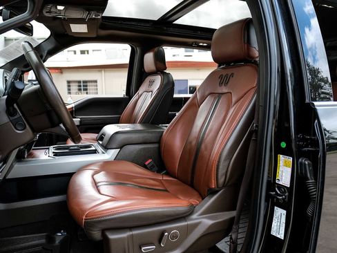 Used 2022 Ford F250 King Ranch w/ King Ranch Ultimate Package AWD/4WD image 33