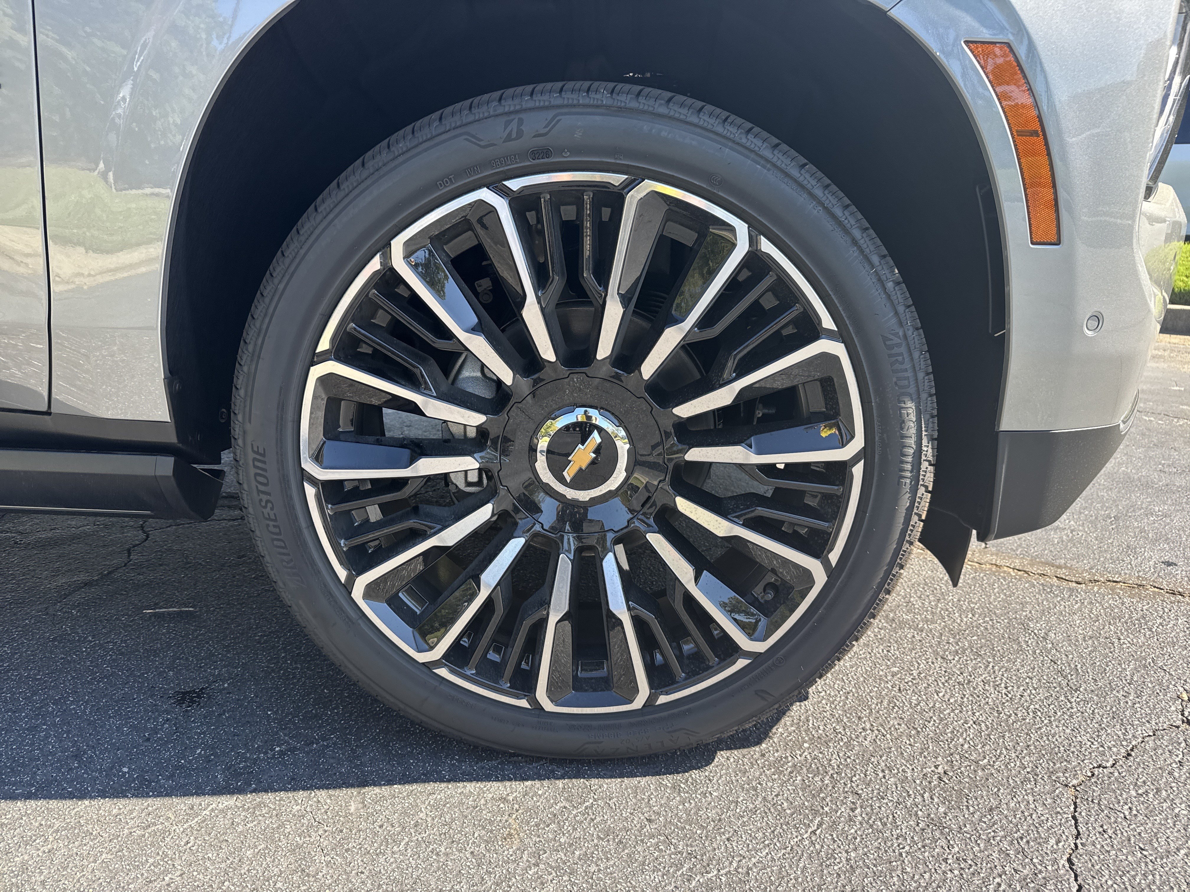 New 2027 Chevrolet Tahoe High Country AWD/4WD image 12