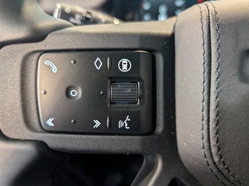 New 2025 Land Rover Range Rover Autobiography image 17