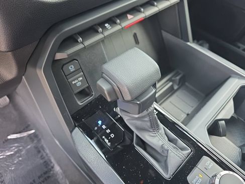 New 2026 Toyota Tundra SR5 AWD/4WD image 25