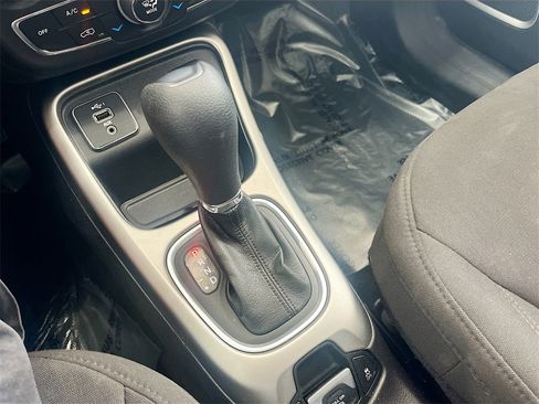 Used 2021 Jeep Compass Sport image 16