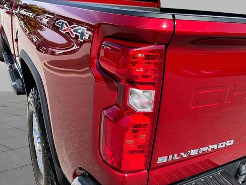 Used 2022 Chevrolet Silverado 3500 LT w/ Convenience Package AWD/4WD image 29
