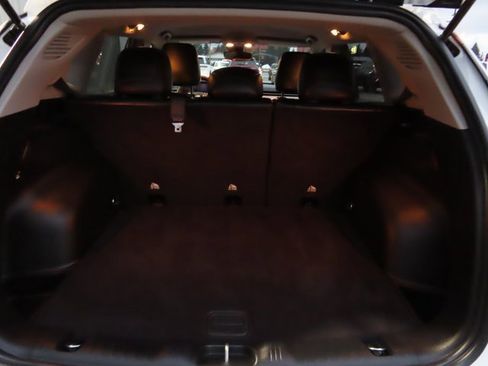 Used 2022 Jeep Compass Latitude image 29