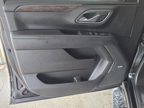 Used 2021 Chevrolet Tahoe Z71 AWD/4WD image 35