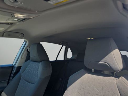 Used 2022 Toyota RAV4 XLE w/ XLE Grade Weather Package FWD image 25