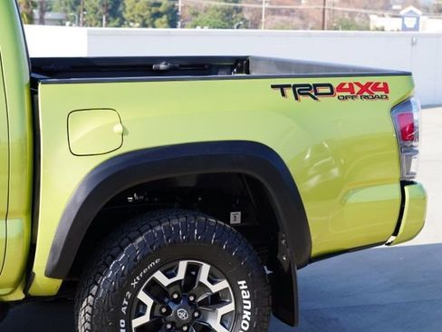 Used 2023 Toyota Tacoma TRD Off-Road w/ TRD Premium Off Road Package image 13