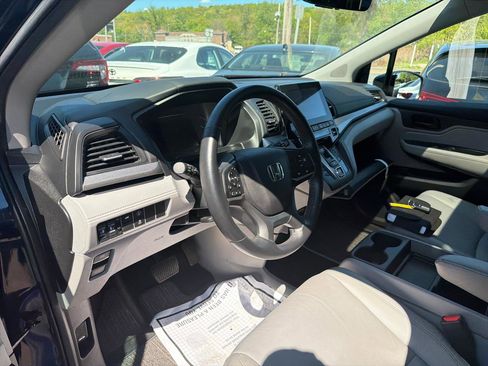 Used 2024 Honda Odyssey EX-L image 17