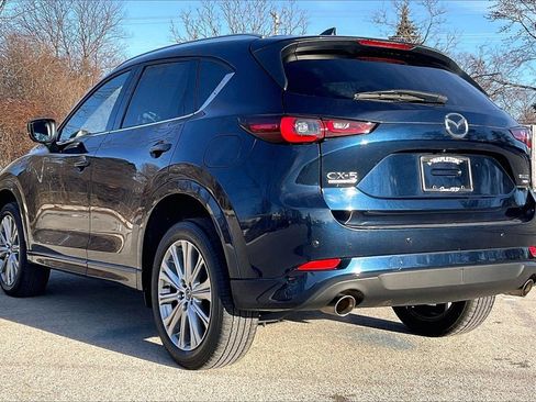 Used 2022 MAZDA CX-5 Signature image 11