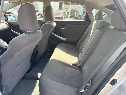 Used 2013 Toyota Prius Two FWD image 9