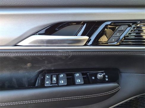 New 2026 Jeep Grand Wagoneer Limited w/ Premium Group II image 11