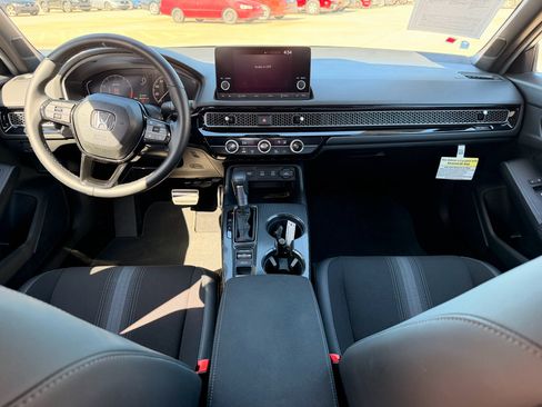 Used 2026 Honda Civic Sport image 2