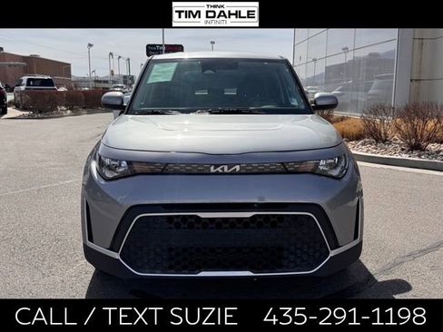 Used 2025 Kia Soul LX w/ LX Technology Package FWD image 4