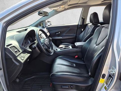 Used 2013 Toyota Venza XLE w/ XLE Premium Pkg FWD image 9