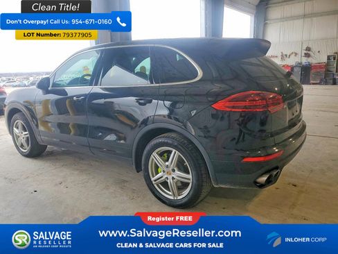 Used 2015 Porsche Cayenne S image 3