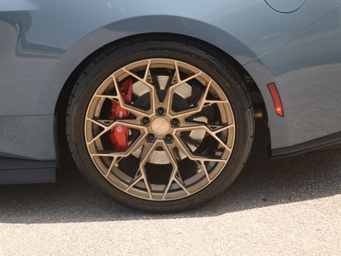 Used 2024 Ford Mustang GT Premium RWD image 27