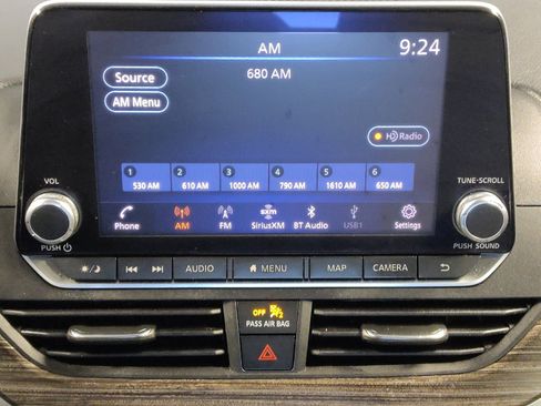Used 2019 Nissan Altima 2.5 SL FWD image 25