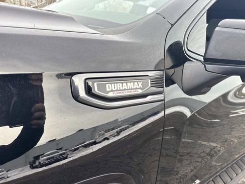 Used 2023 GMC Sierra 1500 AT4 w/ AT4 Premium Package image 13