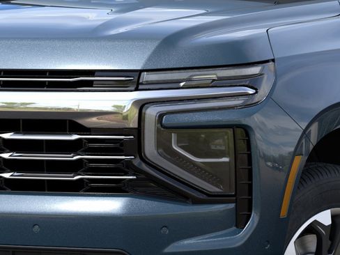 New 2026 Chevrolet Suburban LT w/ Comfort Package RWD image 11