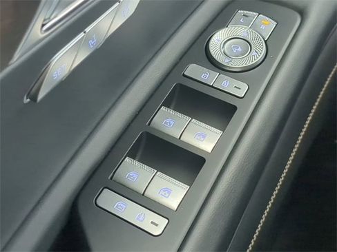 Used 2024 Genesis GV80 3.5T image 24