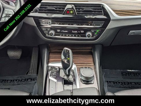 Used 2023 BMW 530i xDrive w/ Premium Package image 19